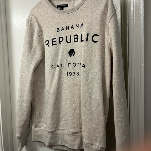 Men’s Banana Republic Sweatshirt - Picture 3 of 3